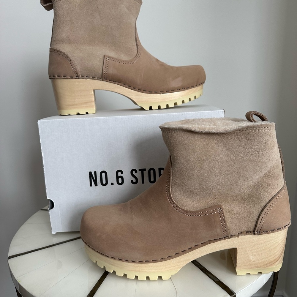 No. 6 5” Pull On Shearling Clog Boot, Mid Tread, Bone Suede on White Base Sz 43